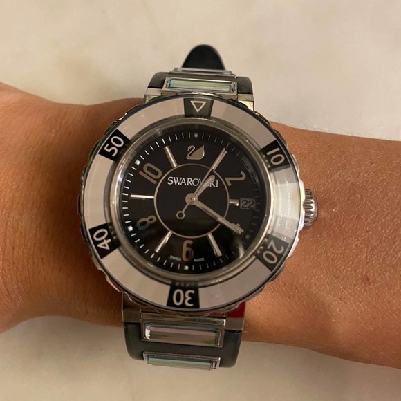 SWAROVSKI Octea UltraSport Watch Swiss Made Quartz - Picture 2 of 10